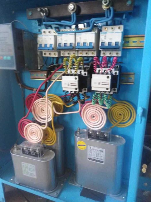 Компенсация реактивной энергии.  акрм и косинусных конденсаторов