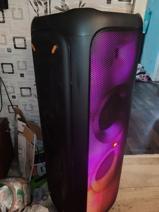 Продам акустическую систему jbl 1000