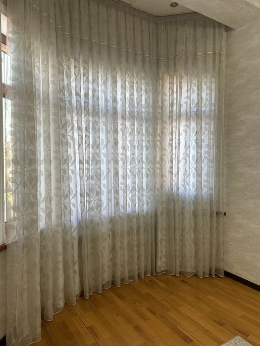 Продаю готовые шторы тюль .3,5 4 метра ширина