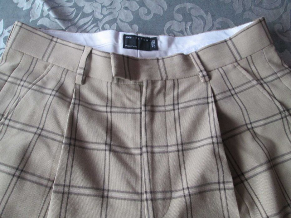 pantaloni "retro"   Asos  32 noi