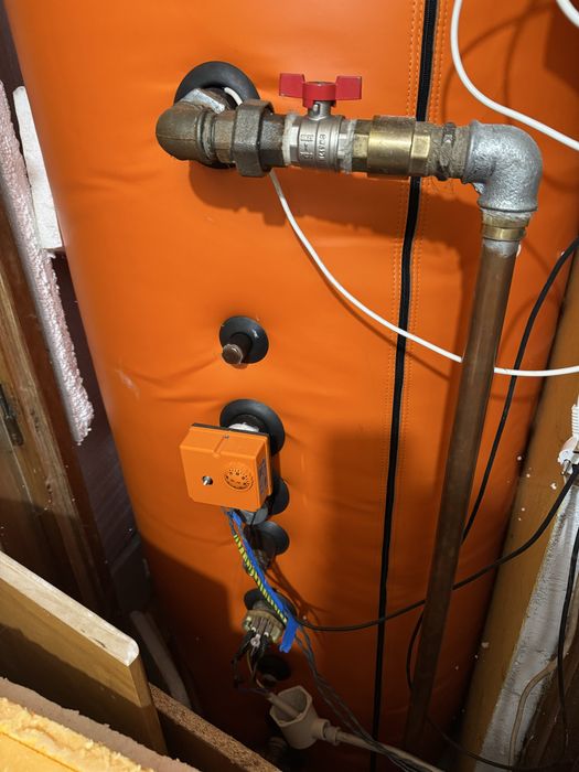 Puffer Ferroli 500 L din otel cu izolatie