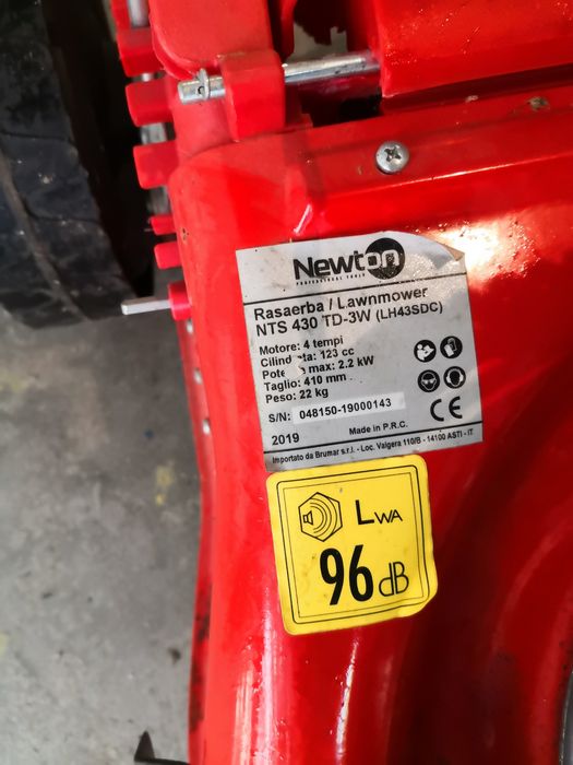 Моторна косачка самоходна