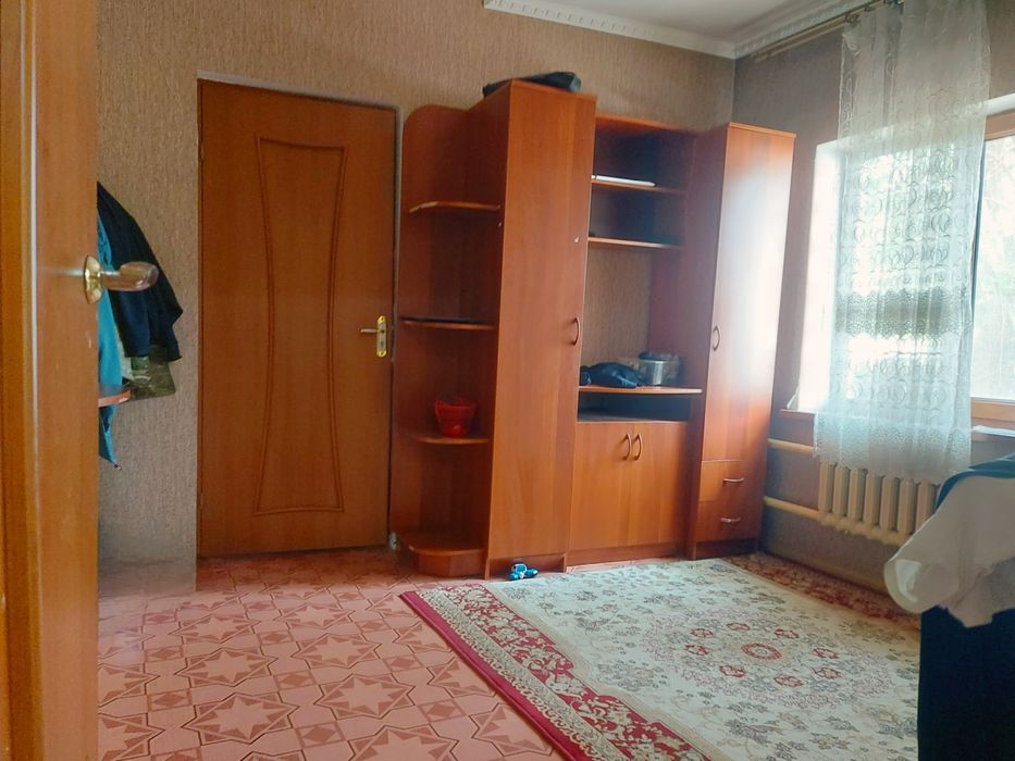 Частный дом с участком