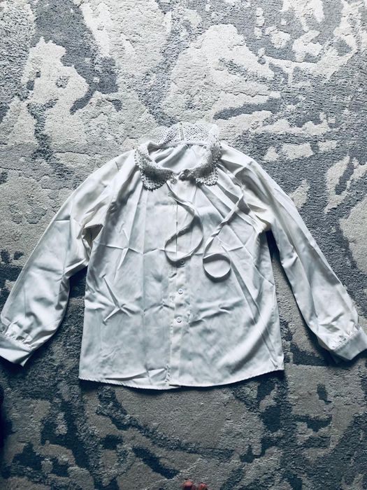 Продаю б/у школьные вещи для девочек