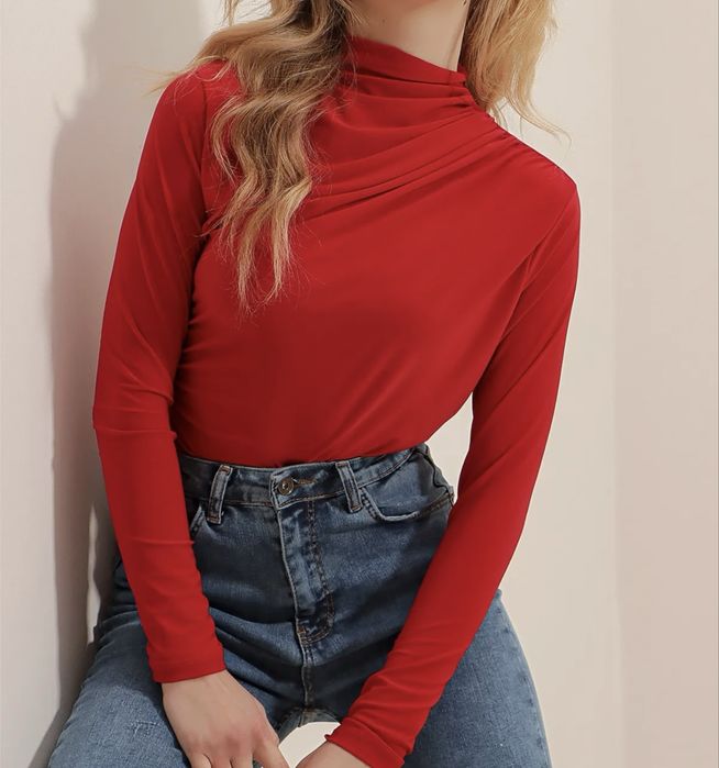 Bluzita rosie marimea S