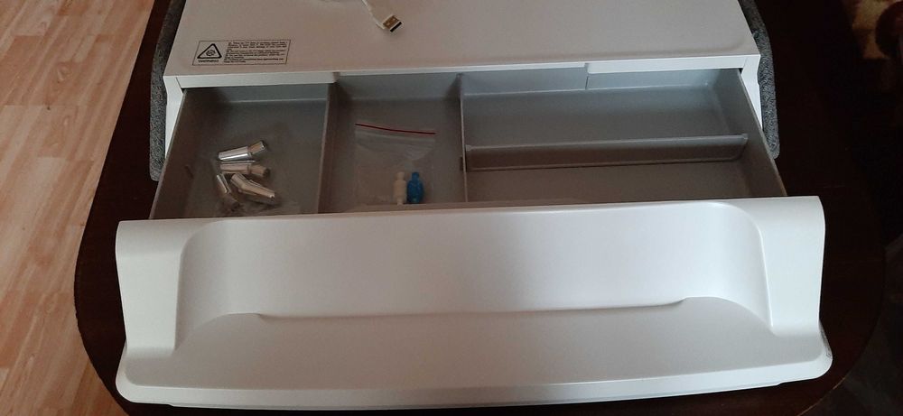 ПРОМОЦИЯ - Поставка за РС/монитор настолна бяла