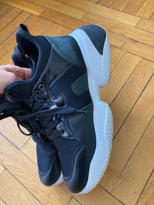 Оригинални обувки Hogan ,отлично състояние,39 номер