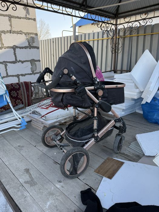 Продам детскую коляску