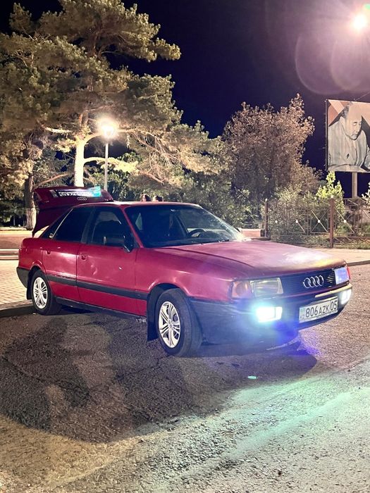 Продам Ауди AUDI 80