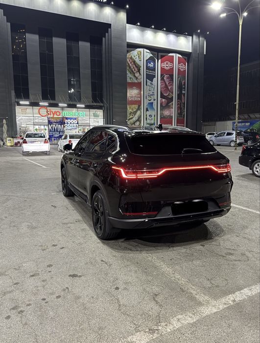 Продвётсия афтомабил BYD Song Plus