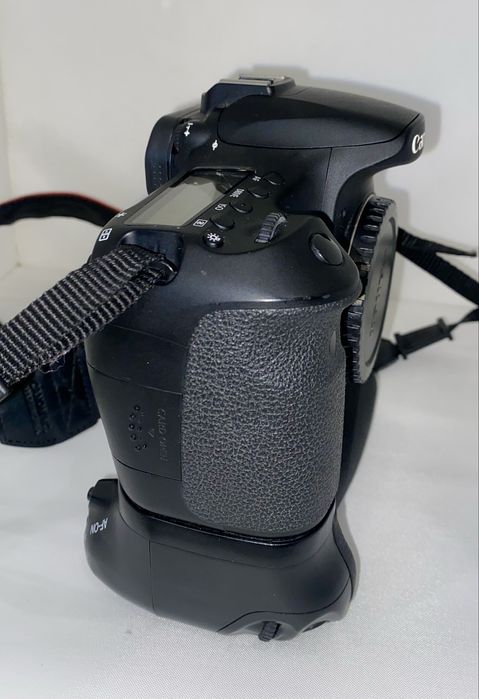 Canon 60D + батериен грип | 26000 кадъра