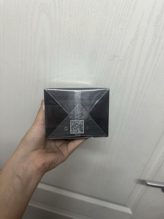L’homme prada l’eau