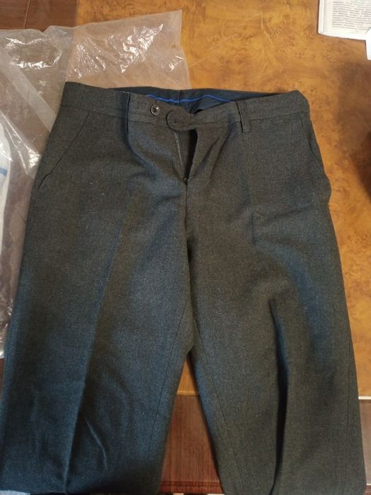 Продам школьную форму серого цвета