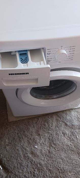 Продавам Автоматична пералня машина Модел HWM-V6010D
