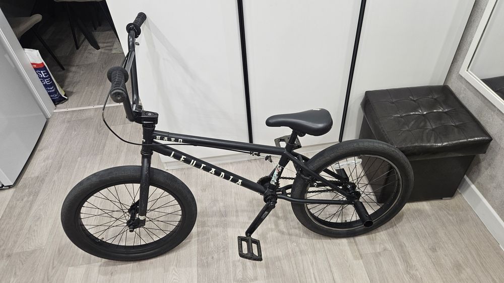 Продам велосипед BMX  HARO - Leucadia