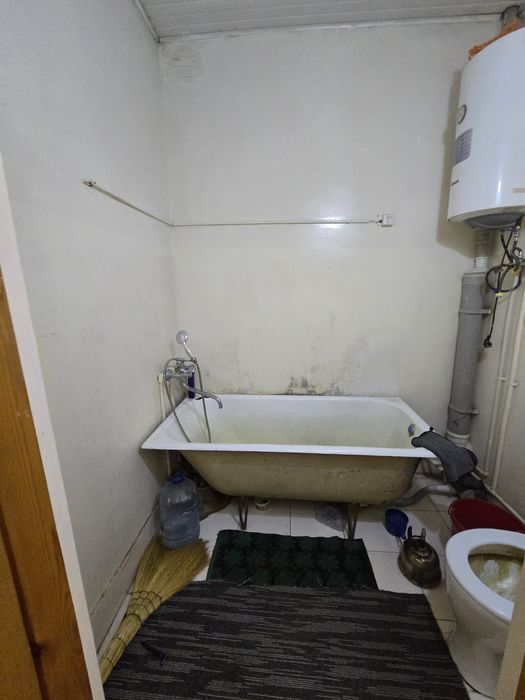 Зудлик билан сотилади 1 хона 30м²  6 этаж сино завод рупарасида