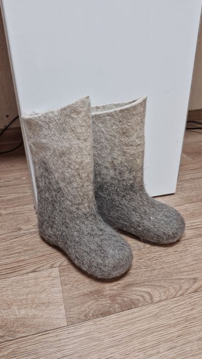 Валенки, тапки, чунни