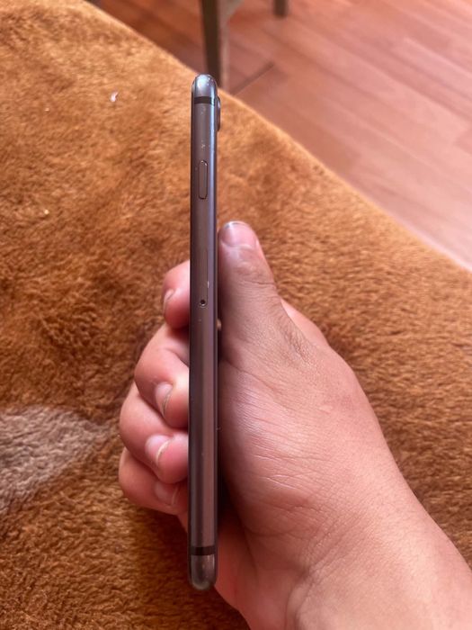Iphone 8 baterie 100 scimbata cum 2 zile