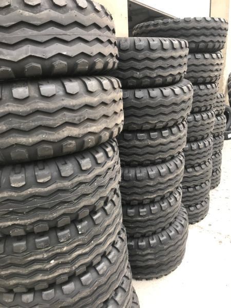 11.5/80-15.3 /10.0/75-15.3 R15.3 noi cauciucuri cu Garantie 14ply AXYT