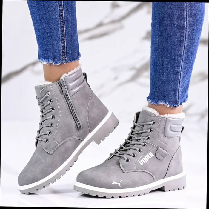 Топли и удобни дамски боти