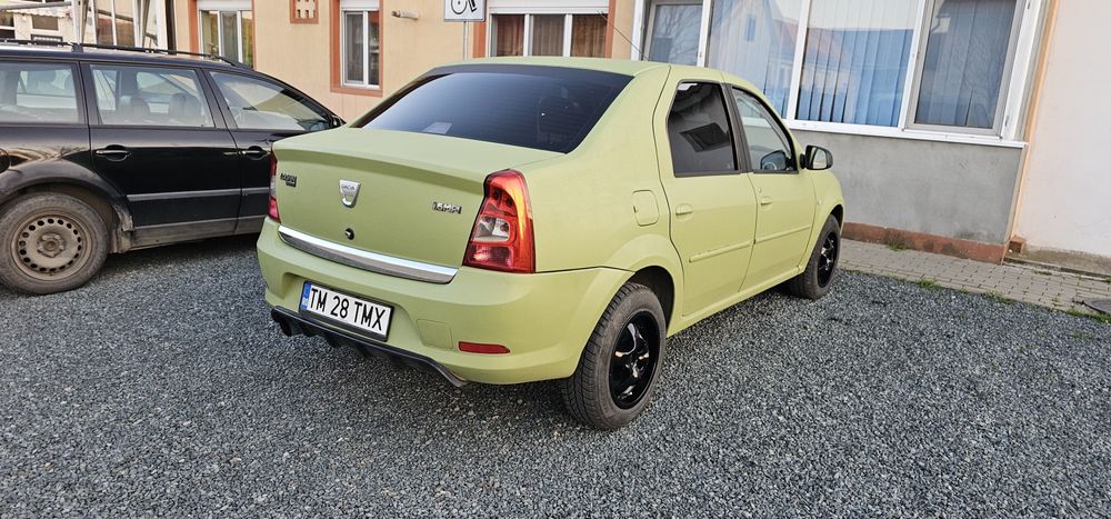 Vand Dacia Logan
