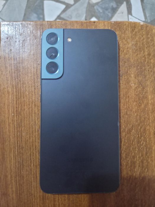 Продам Samsung S22 plus