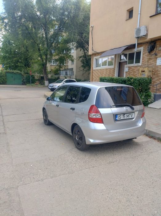 Vând Honda jazz inmatriculata