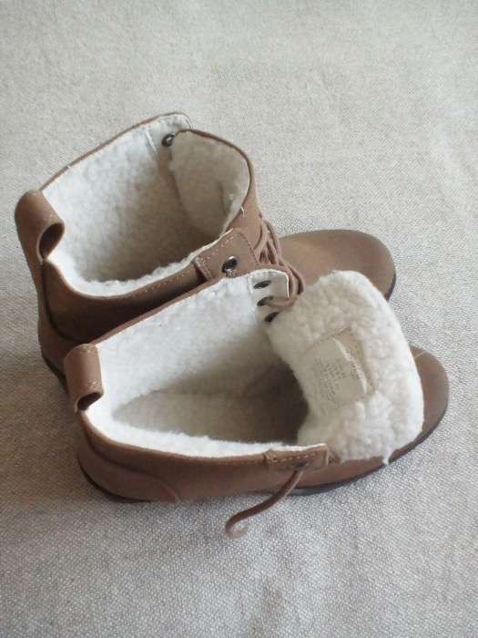 Ghete/ cizme captusite de iarna H&M 40