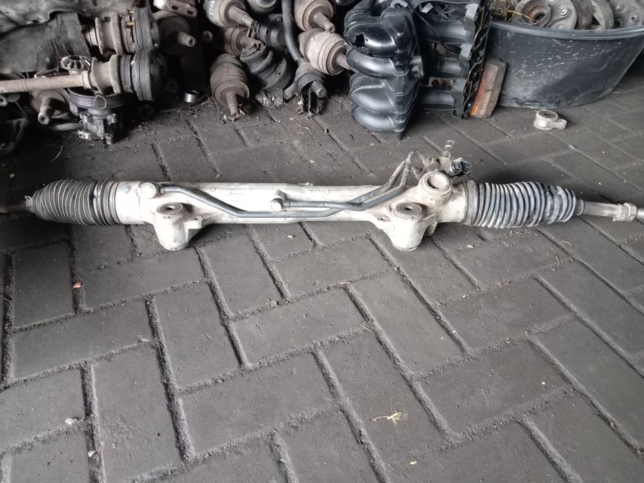 Продам рулевую рейку