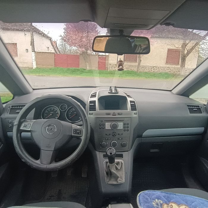 Vând Opel Zafira B 1.6 benzina,2006