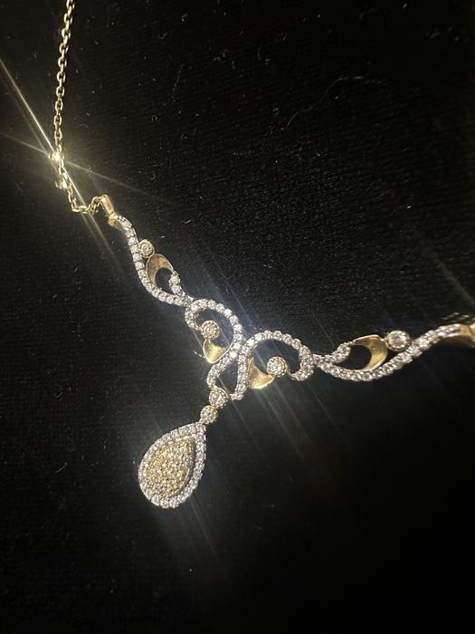 Уникално златно дамско колие