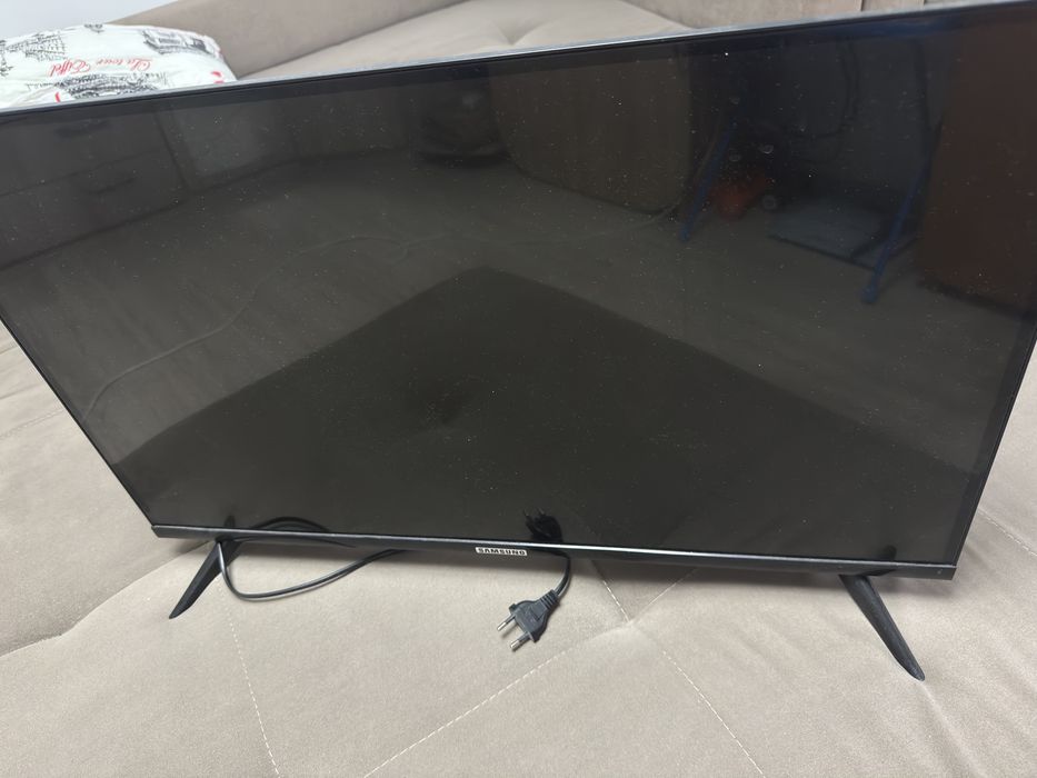 Телевизор Samsung б/у