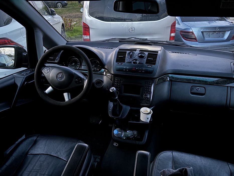Mercedes Viano 2.2 Automata 8 locuri Long Clima