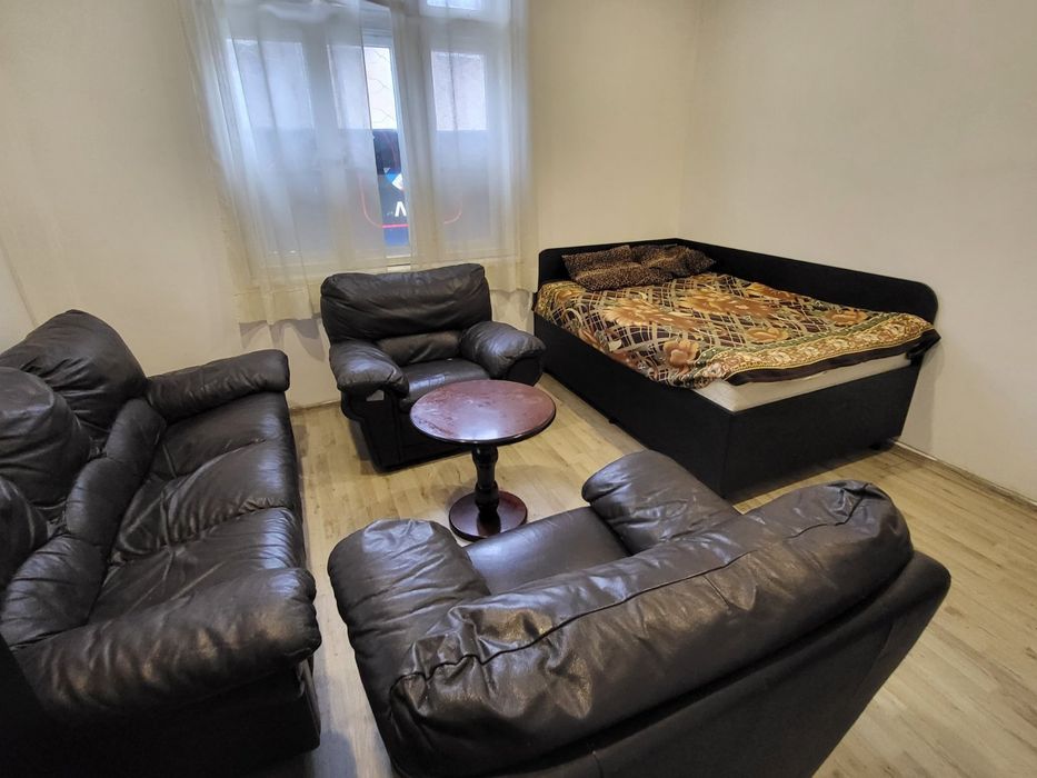 Дава се под наем  в Варна, Погреби - 30 кв.м за 270.3 € - Снимка #3