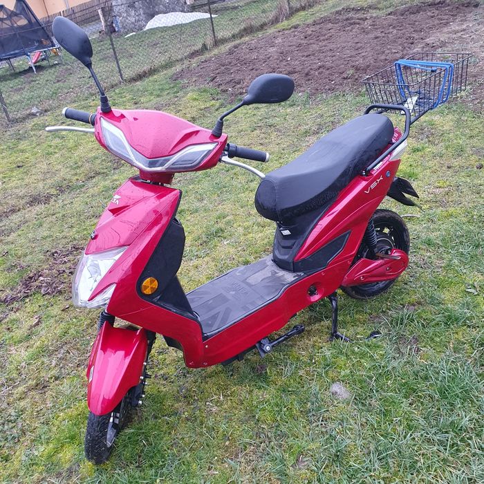 Vând scuter electric