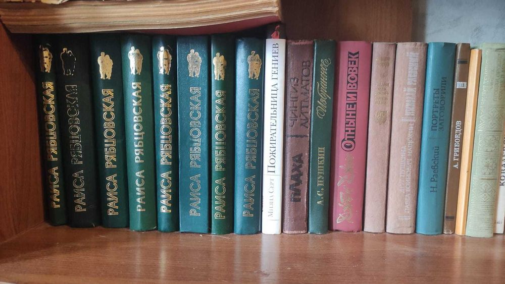 Книги отдам бесплатно