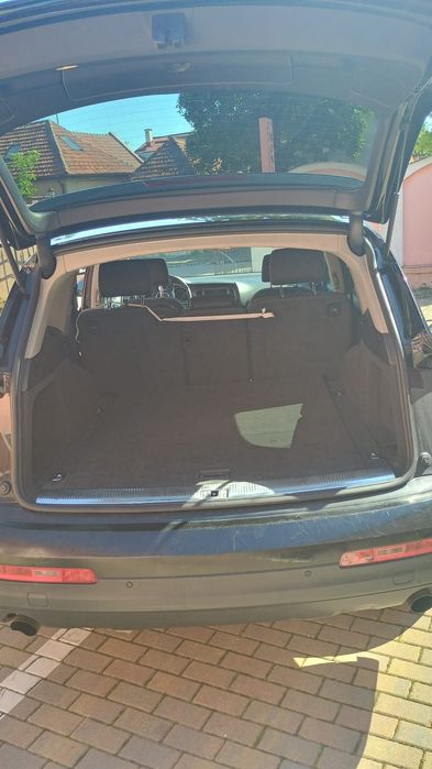 Vând Audi Q7 unic proprietar