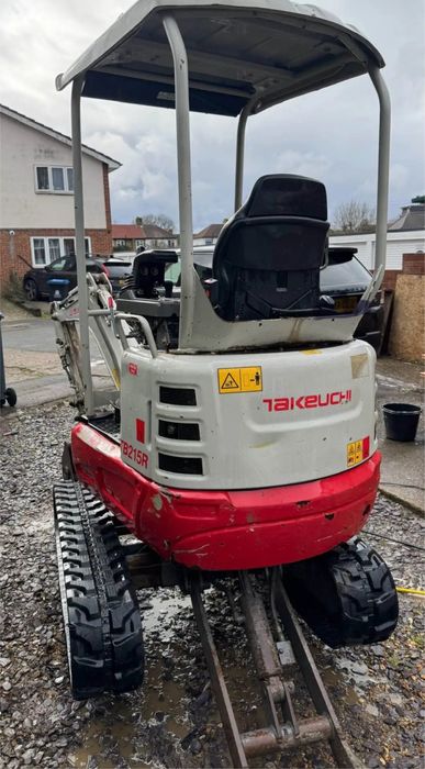 Мини багер Takeuchi