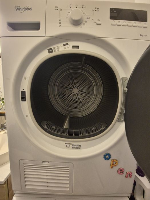 Vand uscator ruga Whirlpool