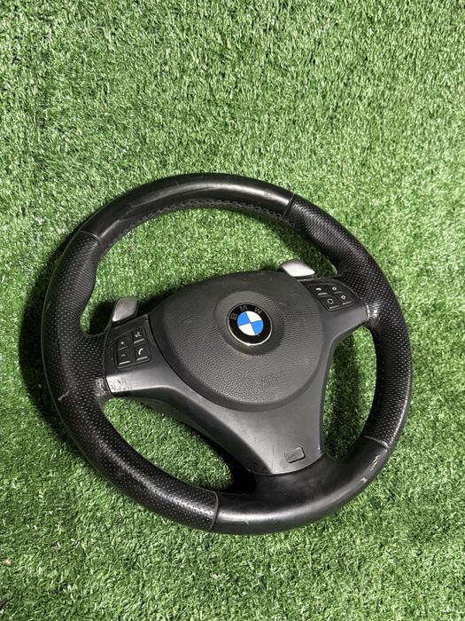 BMW E90 e92 руль