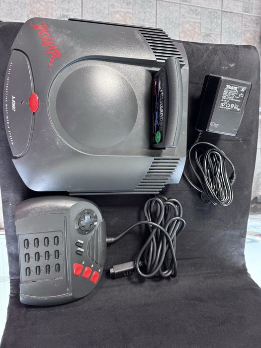 Atari Jaguar 64Bit + Игра