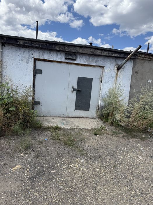 Продам гараж в 15 микрорайоне