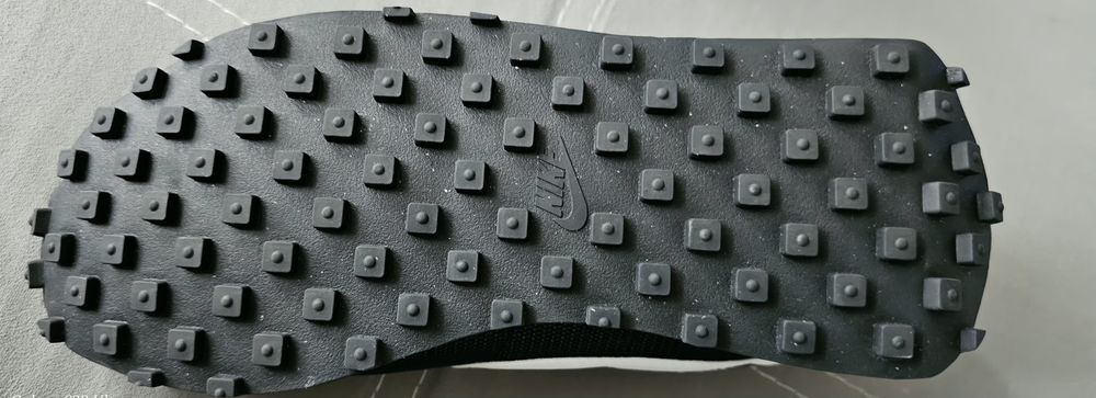 Чисто нови мъжки маратонки Найк