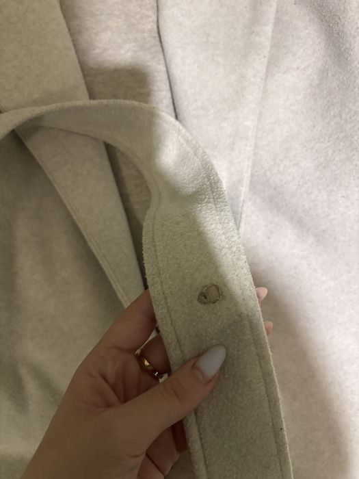 Бяло палто Zara