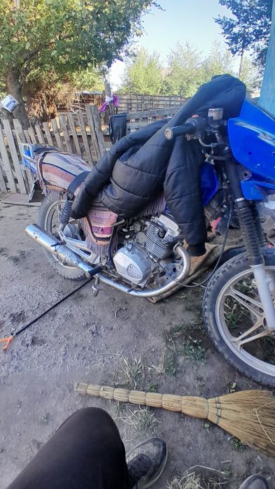 Мотоцикл на хаду