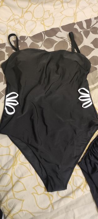 Чисто нови 2 бр бански 3XL