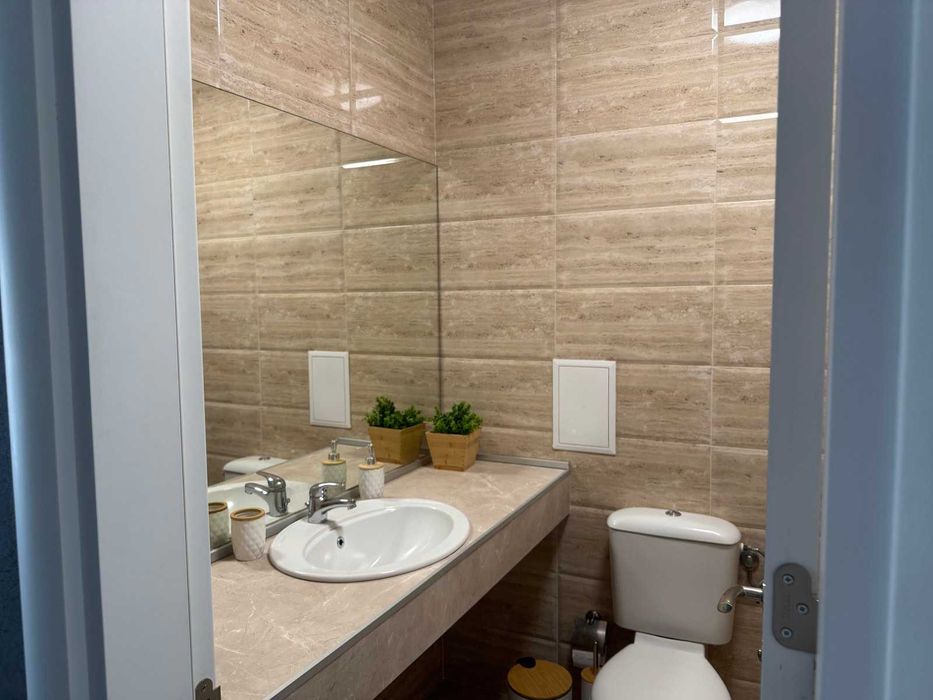 Дава се под наем Двустаен апартамент в Пловдив, Кършияка - 85 кв.м за 459 € - Снимка #8