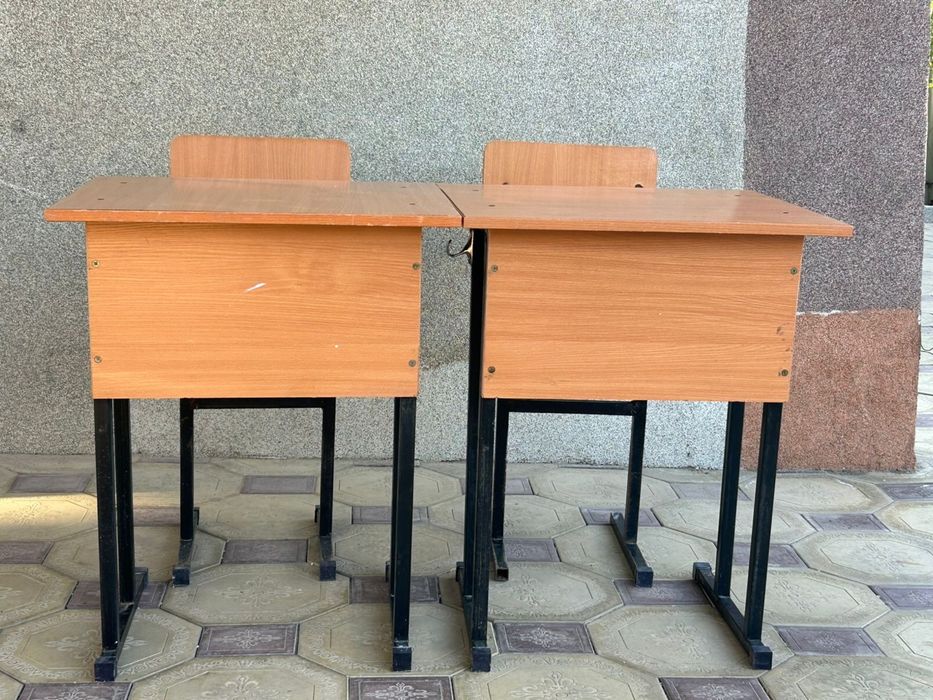 Школьные парты комплекы
