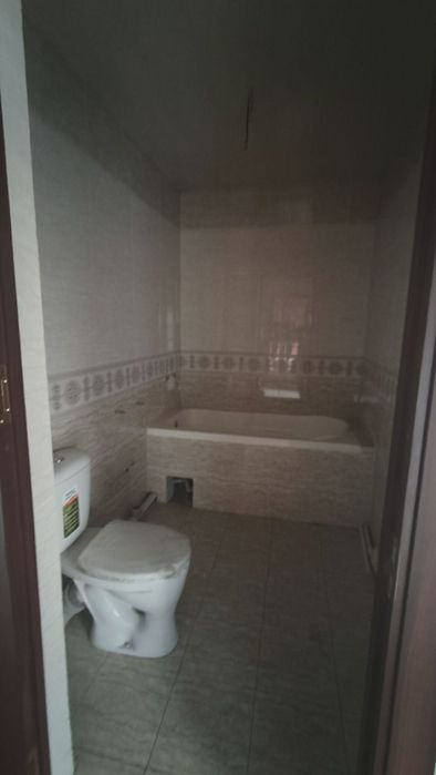 Quqon shaxardan kvartira sotiladi 3xona yangi uy hozirda uzim yashayma