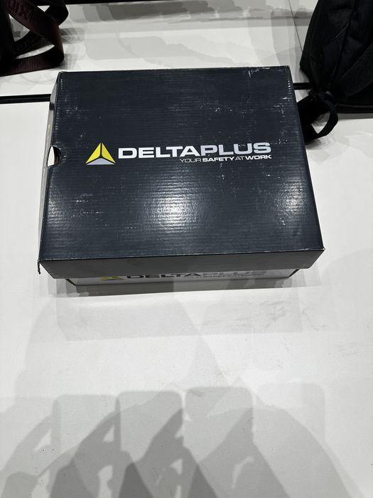 Продам спецобувь Deltaplus